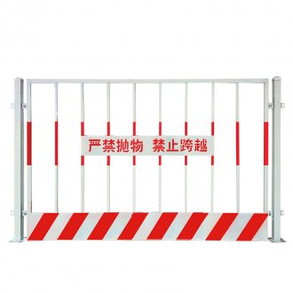 基坑臨邊防護欄與立柱怎么連接